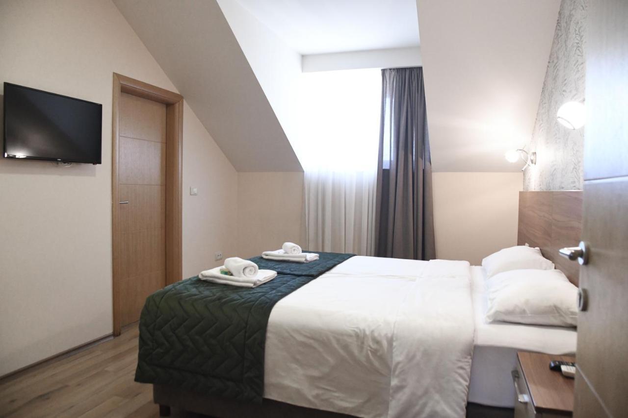Hotel Garden Novi Sad Exterior photo