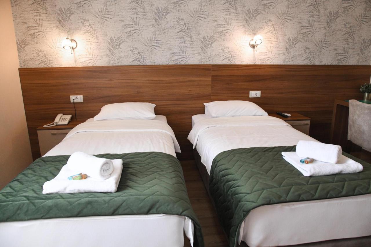 Hotel Garden Novi Sad Exterior photo