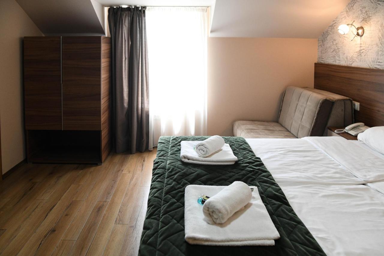 Hotel Garden Novi Sad Exterior photo