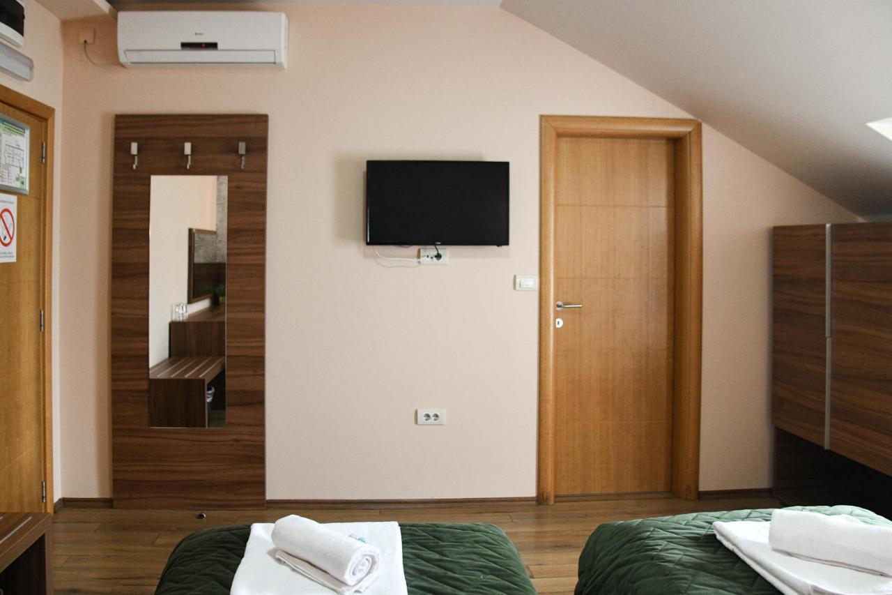 Hotel Garden Novi Sad Exterior photo